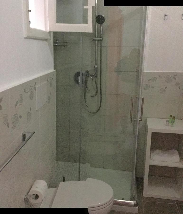Crispi Accomodation B&B Katanya Dış mekan fotoğraf