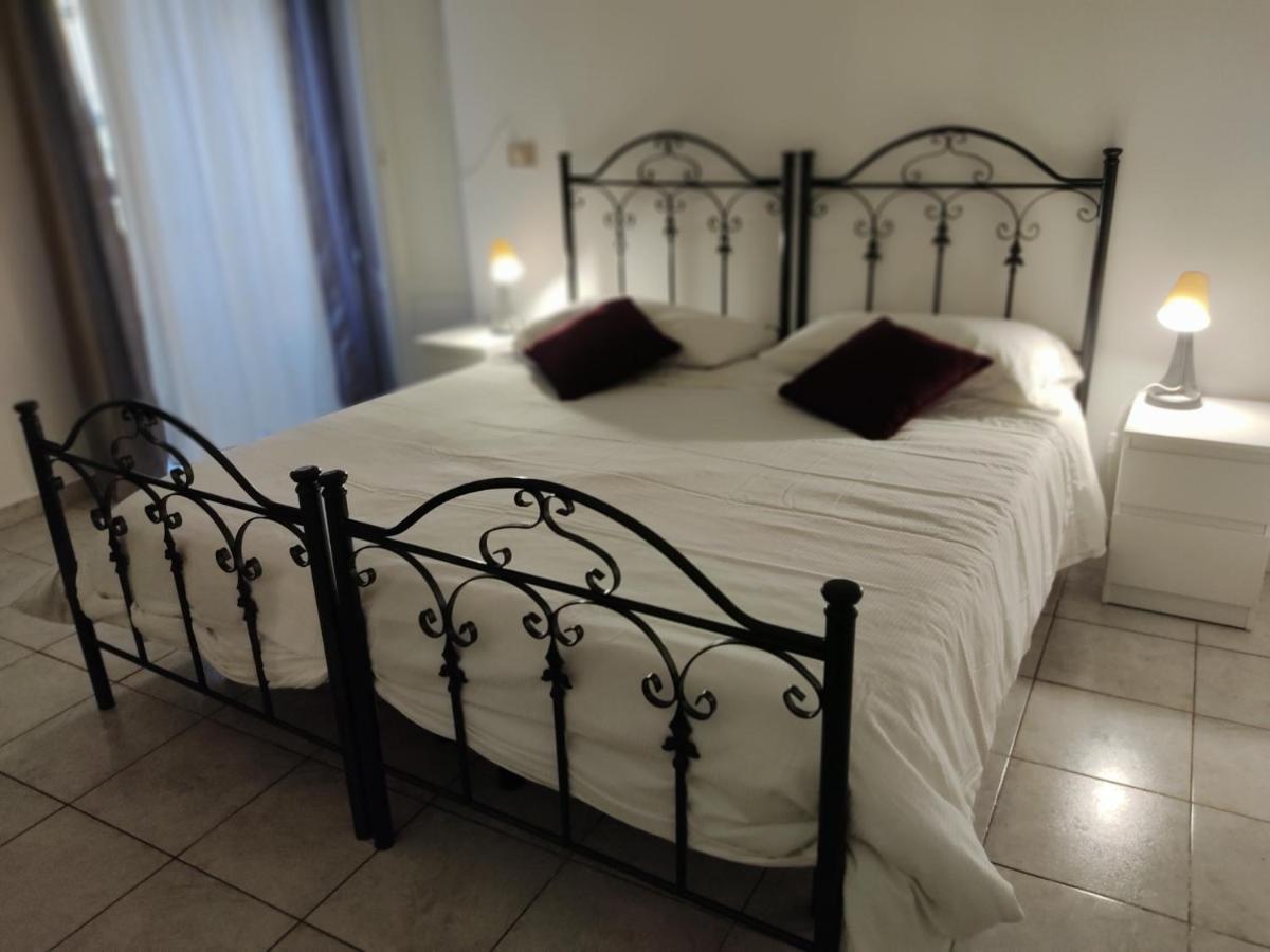 Crispi Accomodation B&B Katanya Dış mekan fotoğraf