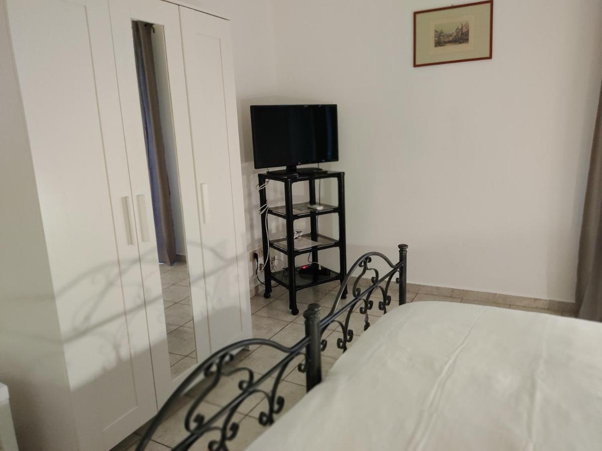 Crispi Accomodation B&B Katanya Dış mekan fotoğraf